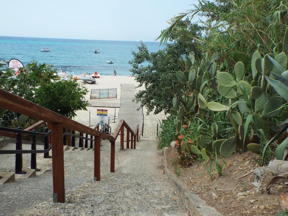 La Grazia Aparthotel Parghelia Exterior photo